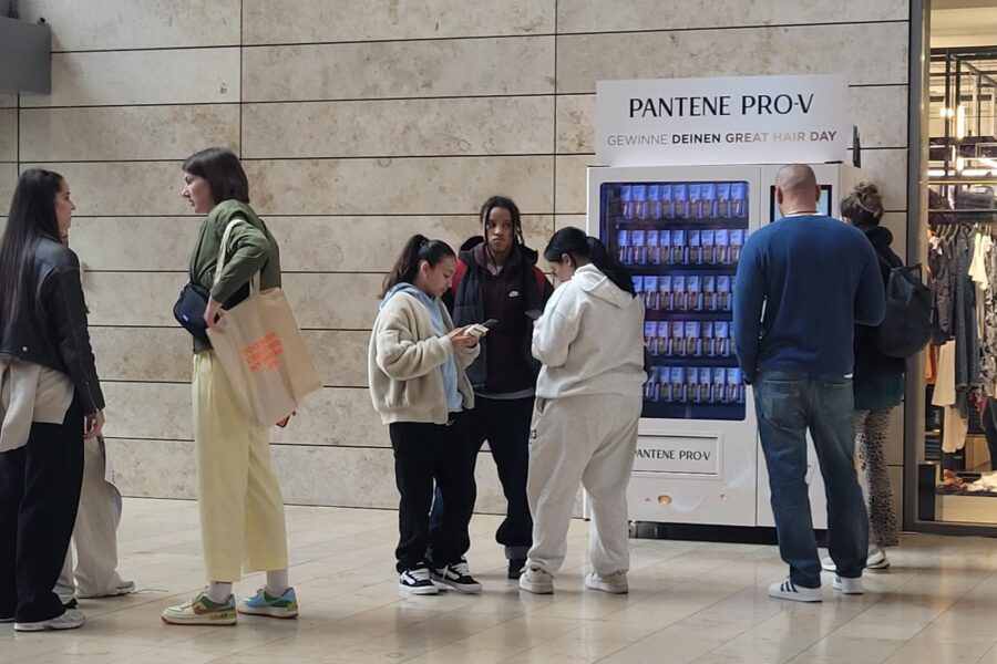 Pantene Vending Machine Aktion